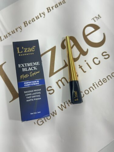 Matte Eyeliner (Extreme Black) photo review
