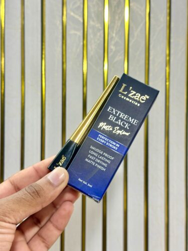 Matte Eyeliner (Extreme Black) photo review